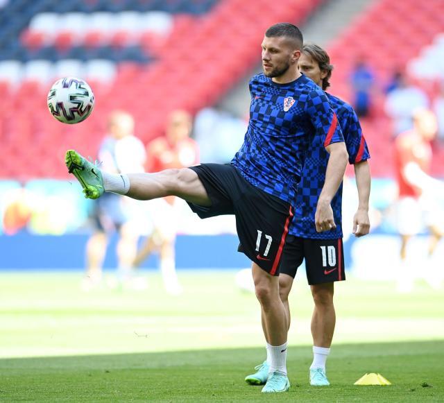 1623948302858008366.jpg 16235884805469.jpg